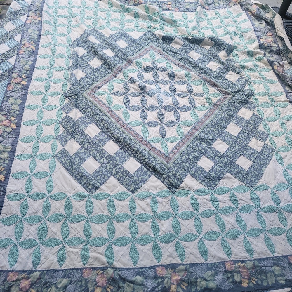 Vtg Handmade Amish Quilt Bedspread 86x92 Orange Peel Melon Patchwork Floral